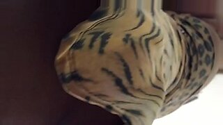 sandra leon karina ass