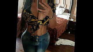 pet ke andar 18 baras ki ladki ke sath sex live