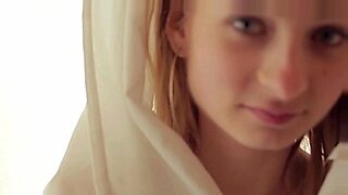 sunny leane showing boobs video