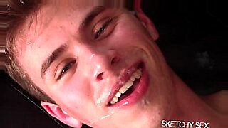 catch him when play with her pussy in sleeping