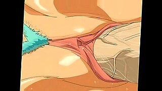 girl screams as dick is pushed in her