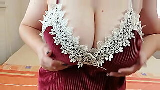 girls hot breast milk
