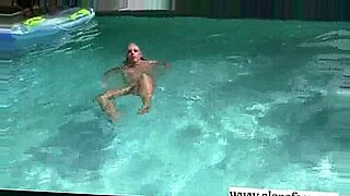 older mature granny mom solo shaved pussy masturbating and squirt