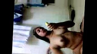 indian desi outdoor sucking shaving