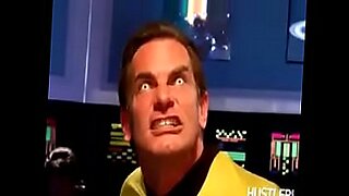 brunette with green eyes gives a blowjob