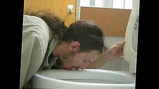 pee in toilet camera