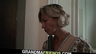 small boy and my mom xxx sex