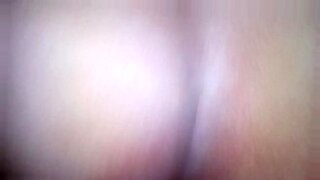 mujer seduce a tecnico de cable