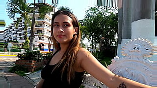 try impregnated bull to hot wife cuckold creampie husband clean up