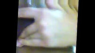 pregnant beeg hand finger