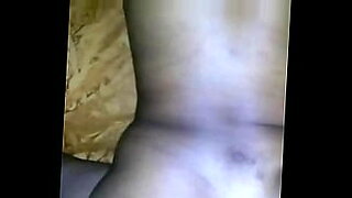 2 bo2 dicks in one pussyys with 1 girl