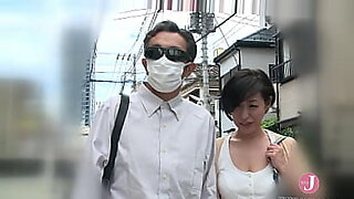 mom and son get fucked in the bed