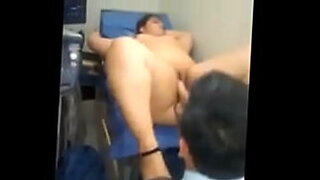 se folla a su empleada
