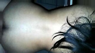 lesbianas chupando conchas con sangre