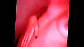 ngocok memek nya sendiri