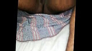 sexo casero con novio del verga la cabalgando colombiana