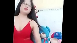 safed pani nikalta hai wo wali video dekhni hai