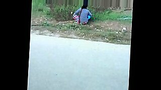 viral anak tante baju merah