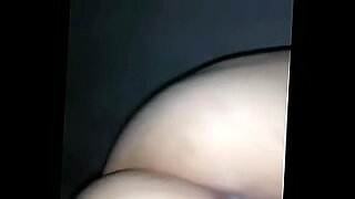 husband wife massage by masseur in hotel
