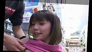 japanese mom public train