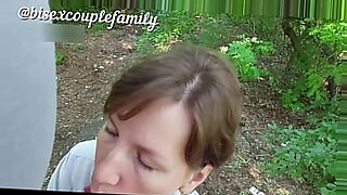 kinky chiropractic set camera and tape while seducing sexy client into fucking by drilling her g spot
