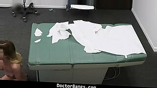 son boyfriend come mom room fuck brazzers video