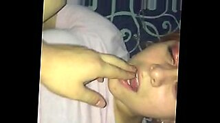 2 mens anybunny