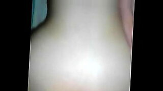 topshowing how to use vibrator