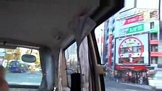 di dalam bus japanese