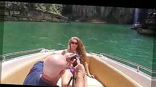 رضع الثدي سكس
