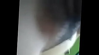 quick my mom is comming hime