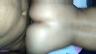middle aged aunty fucked hard with saree on