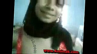 indian girl wear top and fuking hard