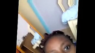 quick my mom is comming hime