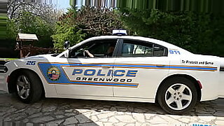 2 hot babes fuck police officer off duty