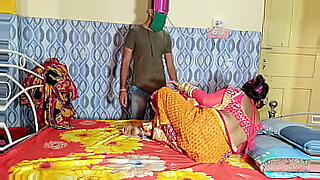 hotel lady customer abuse to delivery boy