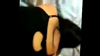 espiando ala gorda de mi suegra meandose con camaras