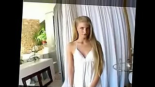 lesbian hard pussy liking