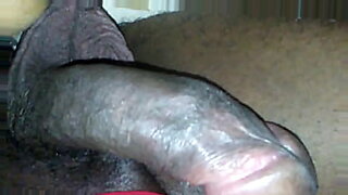 sunny leone playing with her tits and pussy in the