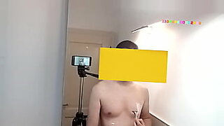 masturbation beside girlfriend
