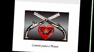 mi esposa le gusta dejar un poco abierta la cortina de la ventana dice k le pone mas cachonda sentirce oserbada