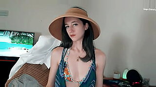 girl farts in bath tube