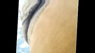 autumn jones gives a analy blowjob
