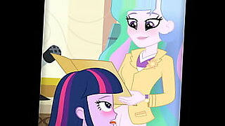 naomi face sitting