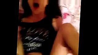 su novia se niega a un trio pero acepta