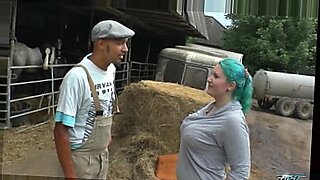 women doing men with strapons