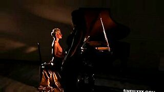 hot sex blonde driving nude