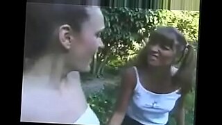 claudia marie and kayla kleevage interracial group dp
