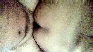 maldivian girl sucking a dick