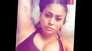homens lambendo e mulheres tem orgasmo
